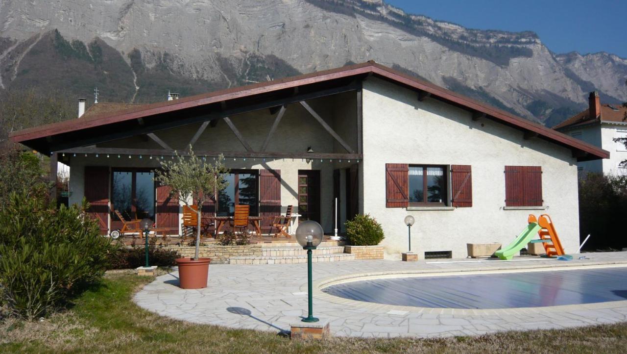 Villa Avec Vue Biviers Exterior photo